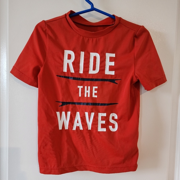 4t Red Old Navy "RIDE THE WAVES" rashguard swimshirt Vacation Spring Break beach - Picture 14 of 14